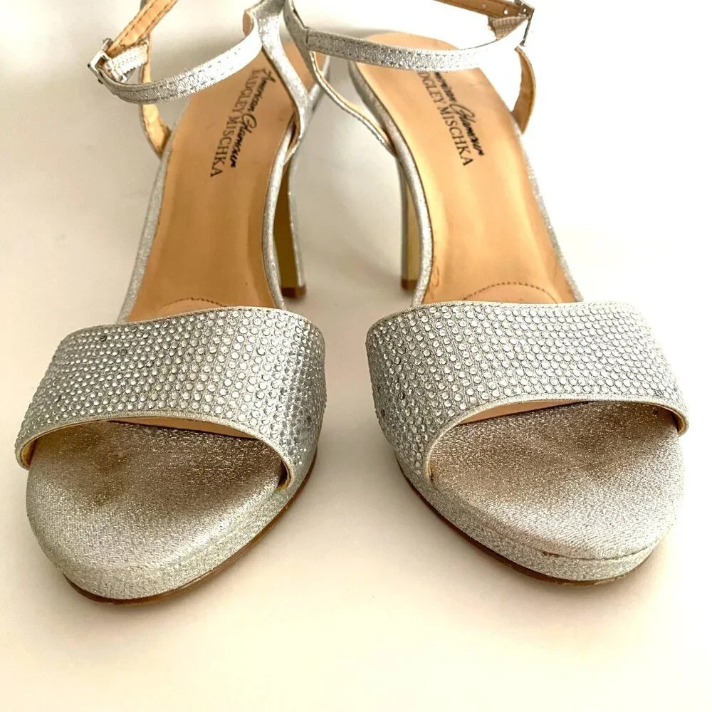 size 7.5 Badgley Mischka silver jewel rhinestone platform high heels ankle strap